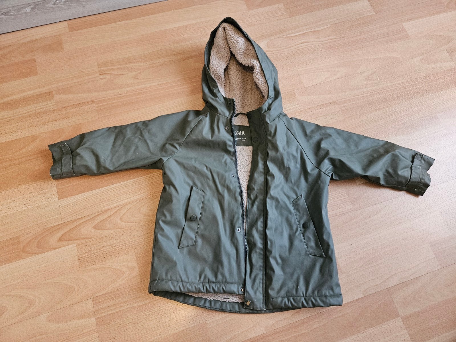 Waterdichte jas ZARA - kind 5 jaar/110 cm, Ophalen of Verzenden, Gebruikt, Zara, Jongetje of Meisje