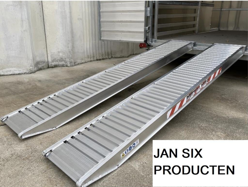 Alu. oprijplaten 3500 x 460 cap 8430 kg / paar type 160/35, Ophalen, Nieuw