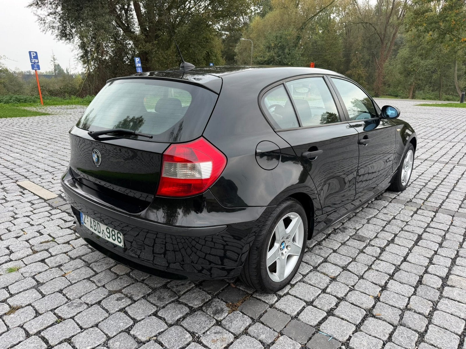 BMW 116I BENZINE EURO4 AIRCO BLANCO GEKEURD VOOR VERKOOP TOP, Elektrische ramen, Zwart, 4 cilinders, 1600 cc