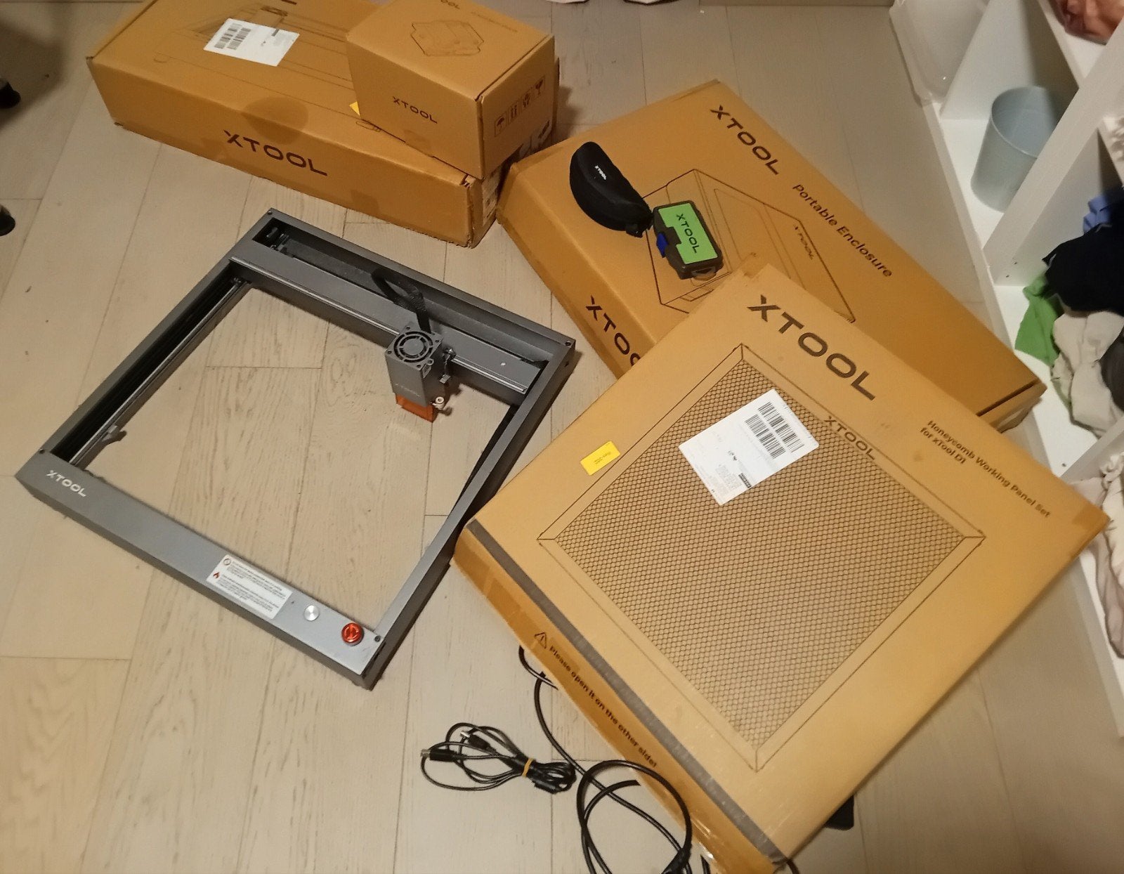 xTool D1 Pro 20W + accessoires voor spotprijs, Ophalen, Zo goed als nieuw