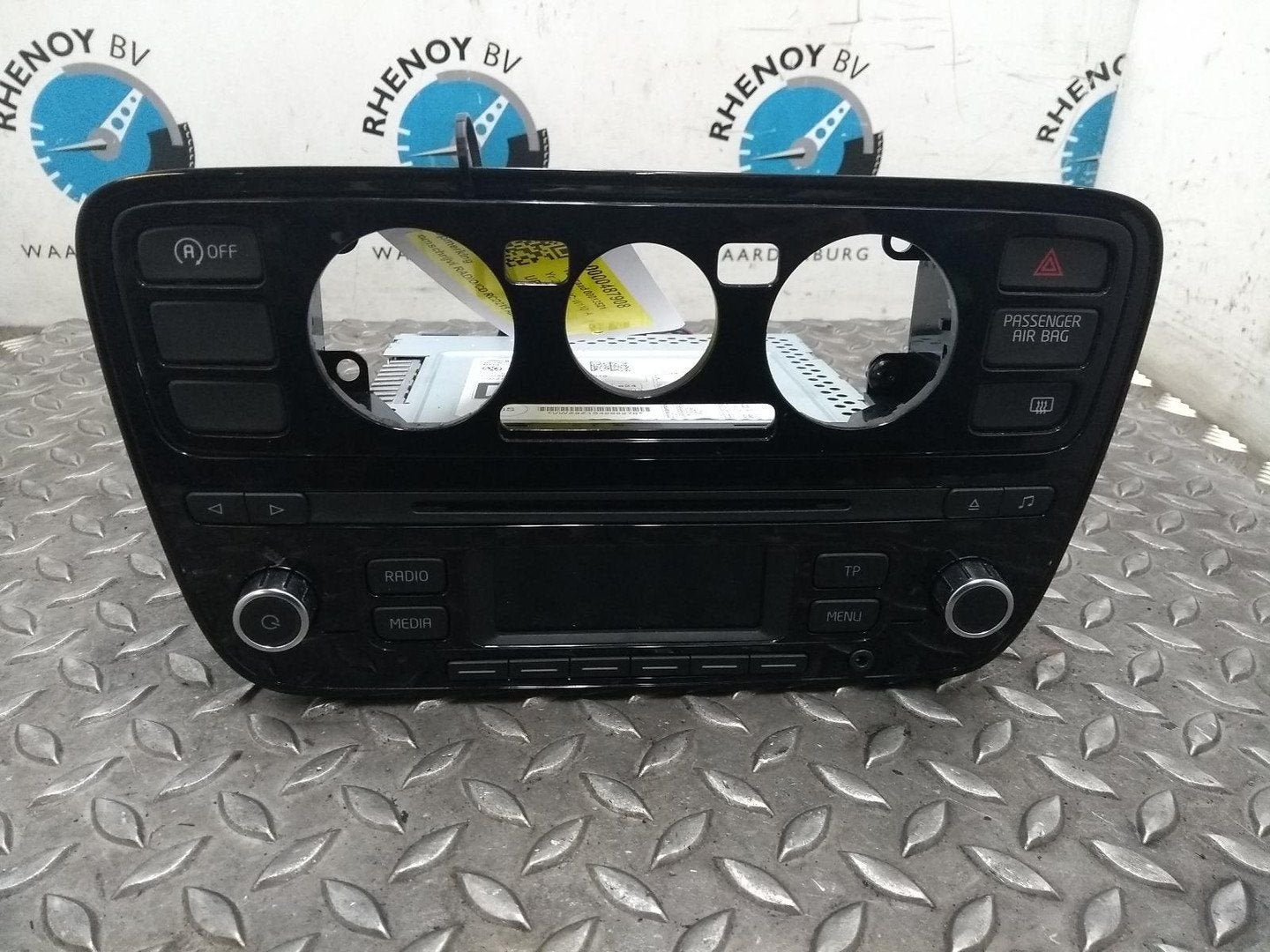 VOLKSWAGEN UP RADIO 2015, Enlèvement ou Envoi, Utilisé, ARN reconnu