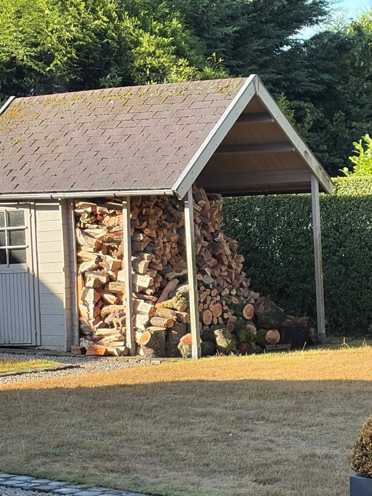 Gedroogd en gekliefd hout (esdoor en kerselaar), 6 m³ of meer, Ophalen, Overige houtsoorten, Blokken
