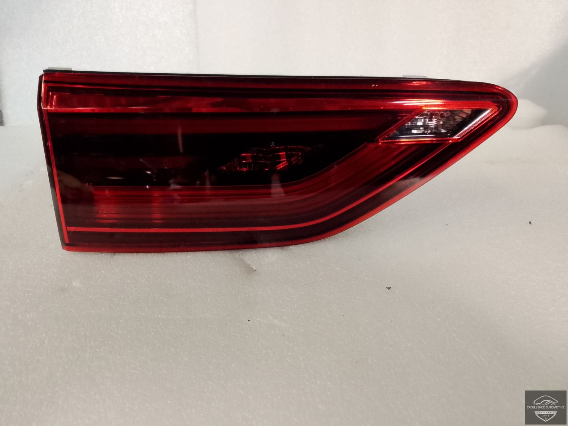VW Golf 8 5H 2020+ LED Achterlicht Links Binnen 5H0945093C, Auto-onderdelen, Gebruikt, Volkswagen, Volkswagen AG, Vw@volkswagen.de