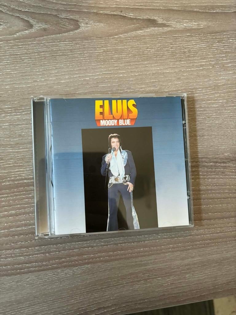Elvis cd, moody blue, upgraded version, slechts 5 euro., Cd's en Dvd's, Ophalen of Verzenden, Zo goed als nieuw, Rock-'n-Roll