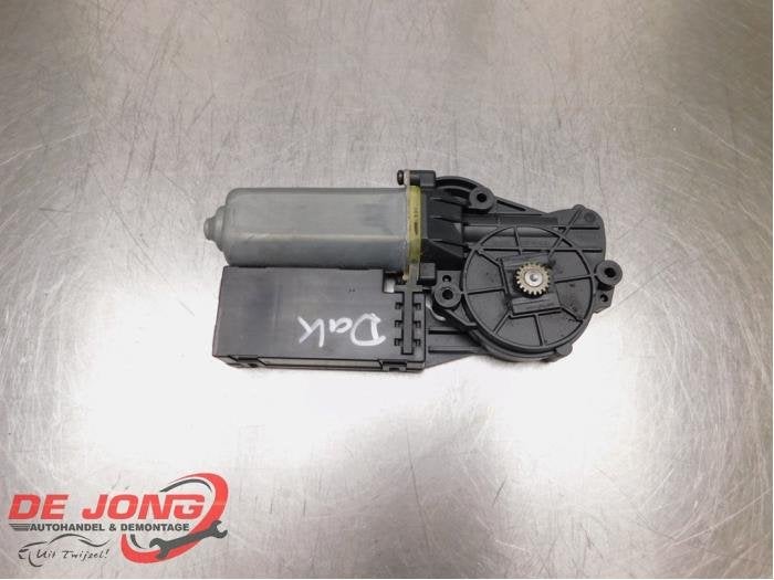 Schuifdak Motor van een Opel Antara, Gebruikt, -, -, Opel
