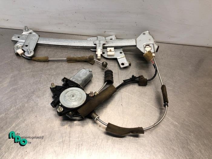 Mécanique vitre 2portes avant droite d'un Mazda MX-5 (MX-5, -, 3 mois de garantie, Mazda, Utilisé