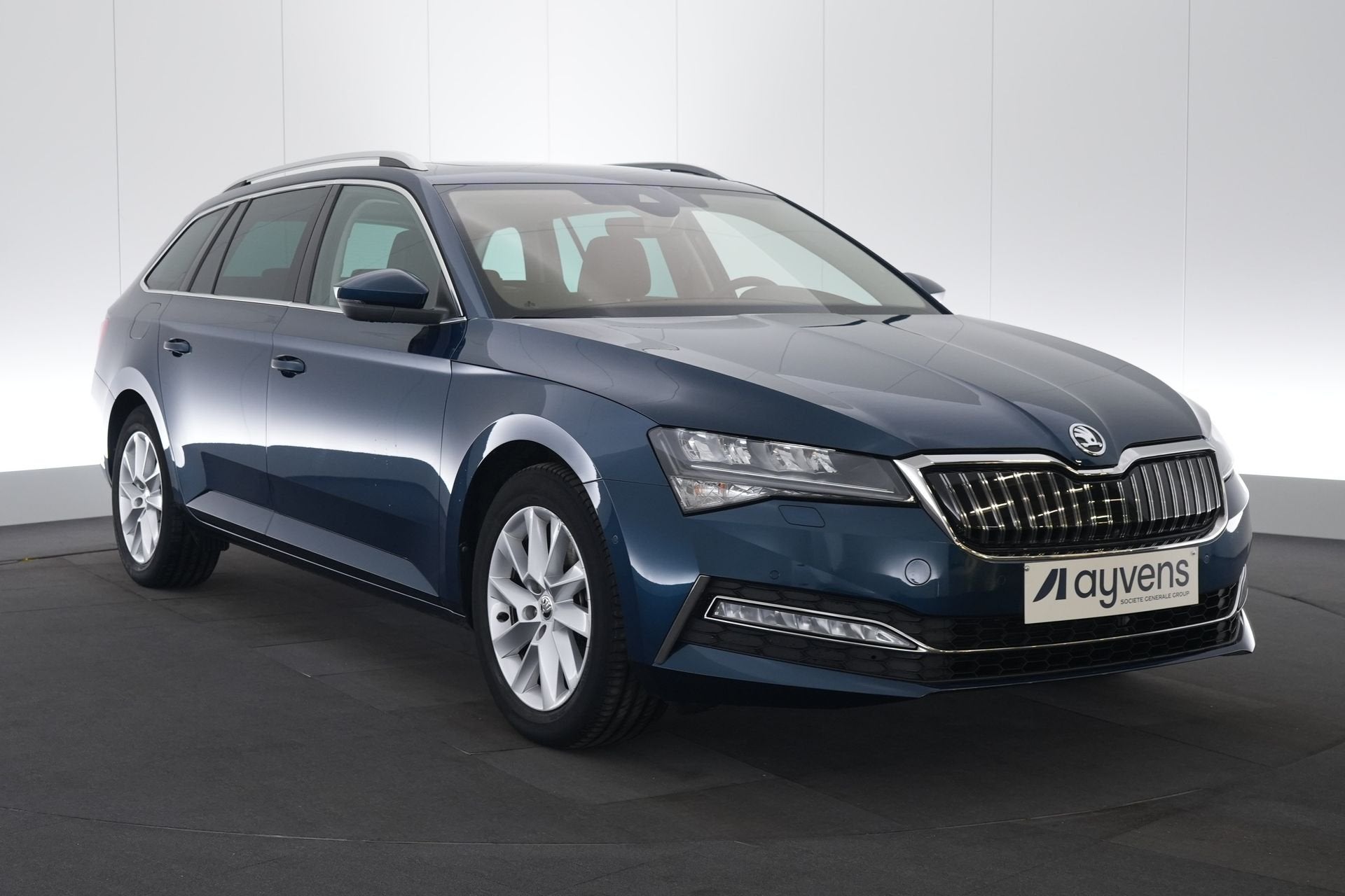 (2AQS900) SKODA SUPERB COMBI, Auto's, Gebruikt, Euro 6, Blauw, 5 deurs
