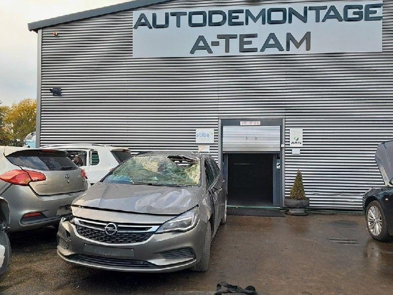 CALCULATEUR MOTEUR ECU Astra K Sports Tourer (12679845), Utilisé, Opel
