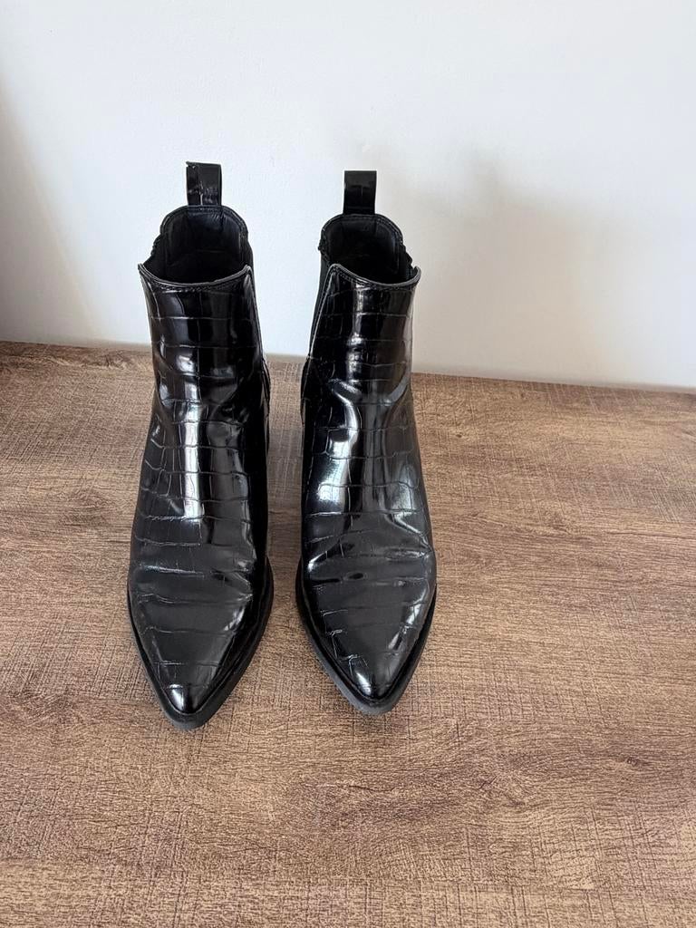 Bottines Steve Madden originales  parfait état, Enlèvement ou Envoi, Comme neuf, Chaussures basses, Noir