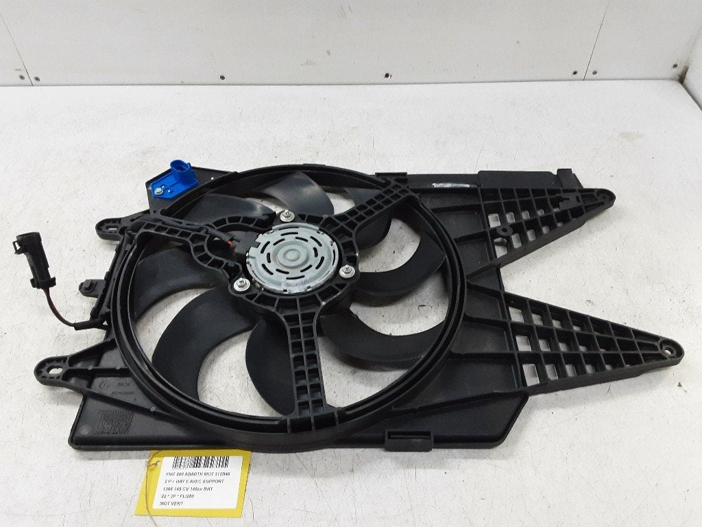 VENTILATEUR RADIATEUR MOTEUR 500 / 595 / 695 (887400600), Taurusavenue 1
2132 LS  Hoofddorp, NL, Webaccessibility@stellantis.com
