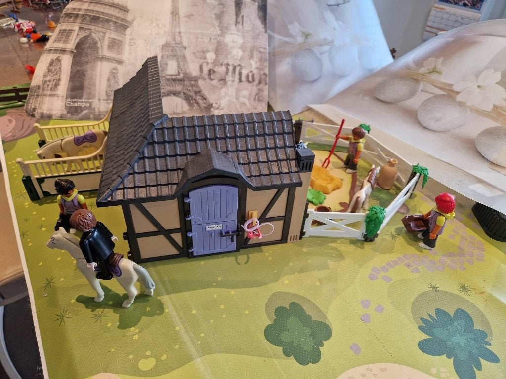 Playmobiel  kleine paarden manege, Kinderen en Baby's, Speelgoed | Playmobil, Ophalen, Zo goed als nieuw