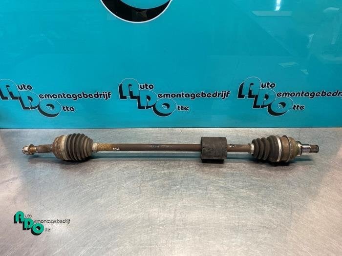 Arbre de transmission avant droit d'un Daihatsu Young RV (Yo, Daihatsu, -, 3 mois de garantie, Utilisé