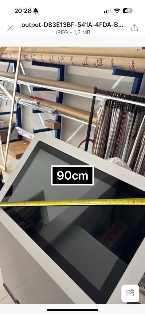 TOUCHSCREEN KIOSK, Computers en Software, Monitoren, Ophalen, Gebruikt, Touchscreen