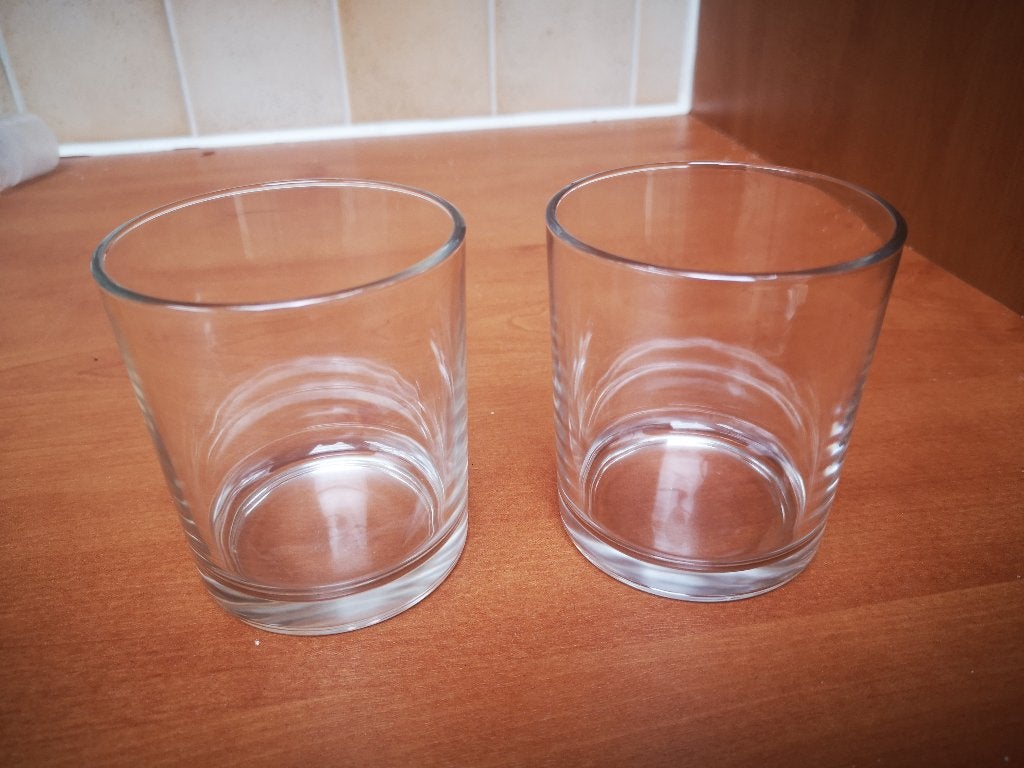 12 waterglazen 9 cm hoog, Ophalen of Verzenden