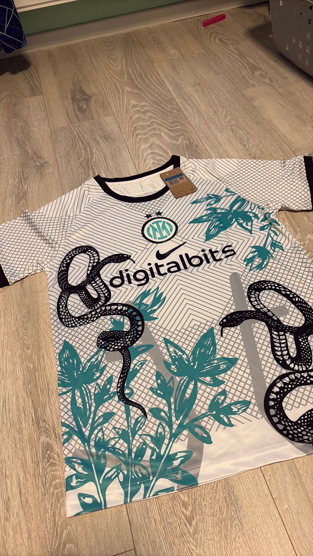 Inter Milan slangenshirt, Maat M, Ophalen of Verzenden, Nieuw, Shirt