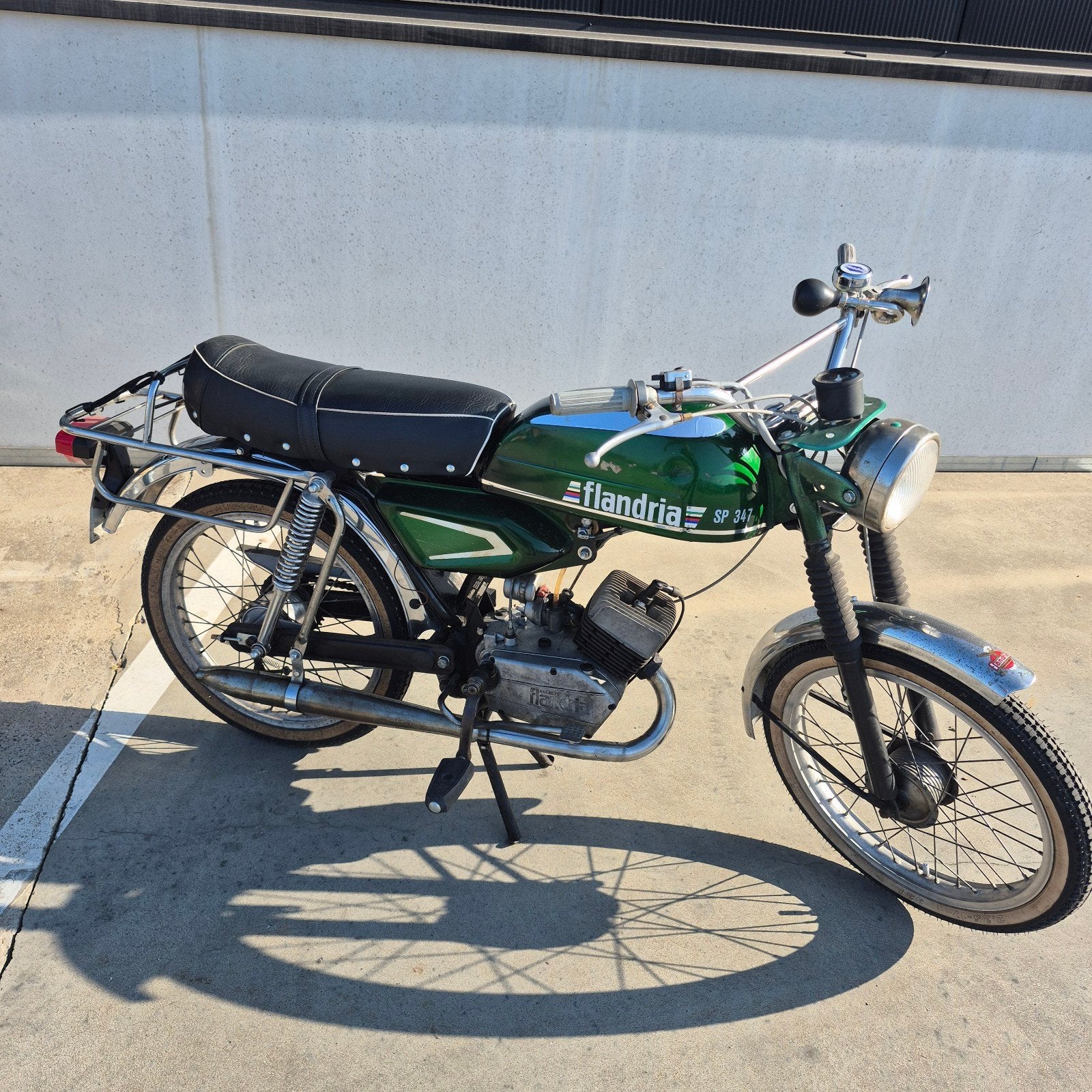flandria brommer 1973 - SP 347, Fietsen en Brommers, 49 cc, Klasse B (45 km/u), 4 versnellingen, Ophalen