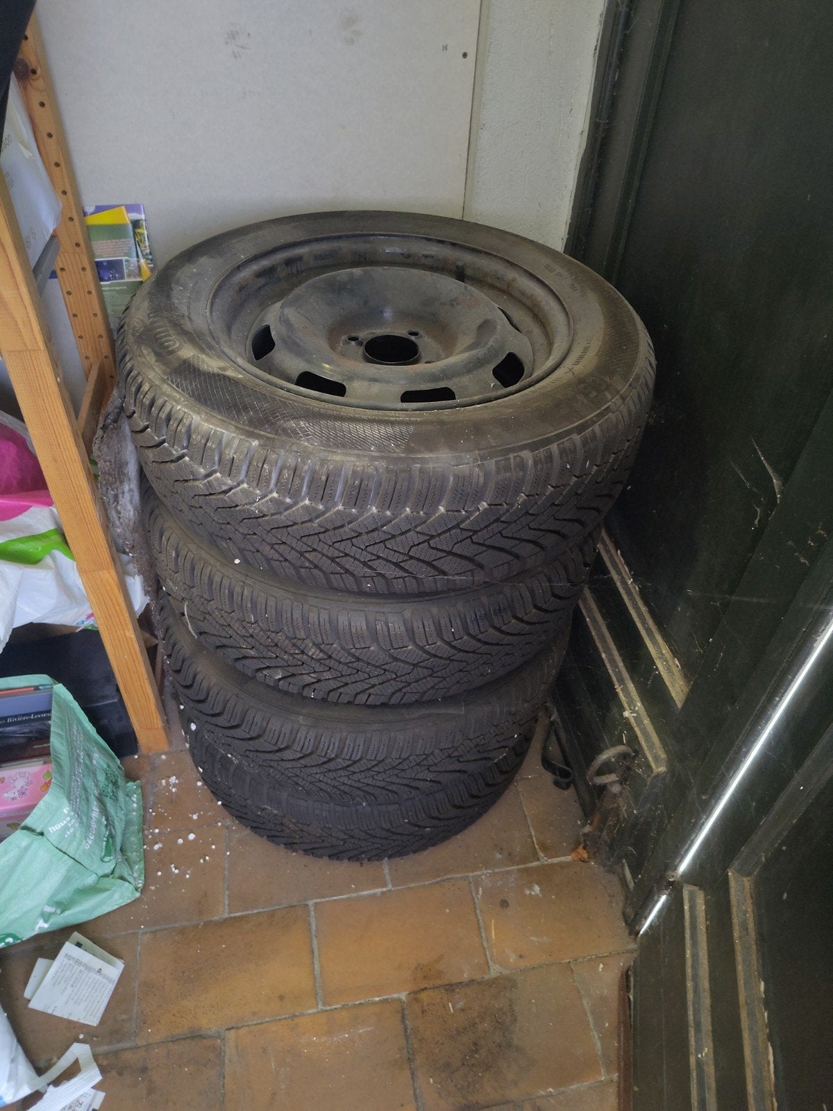 winterbanden 185/65 E 15 T Continental, Auto diversen, Auto-accessoires, Ophalen