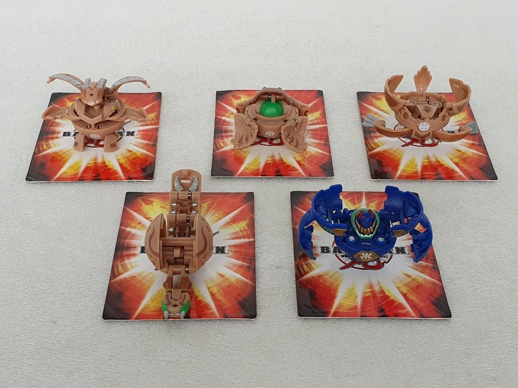 Lot van 5 Bakugan, Enlèvement ou Envoi, Utilisé