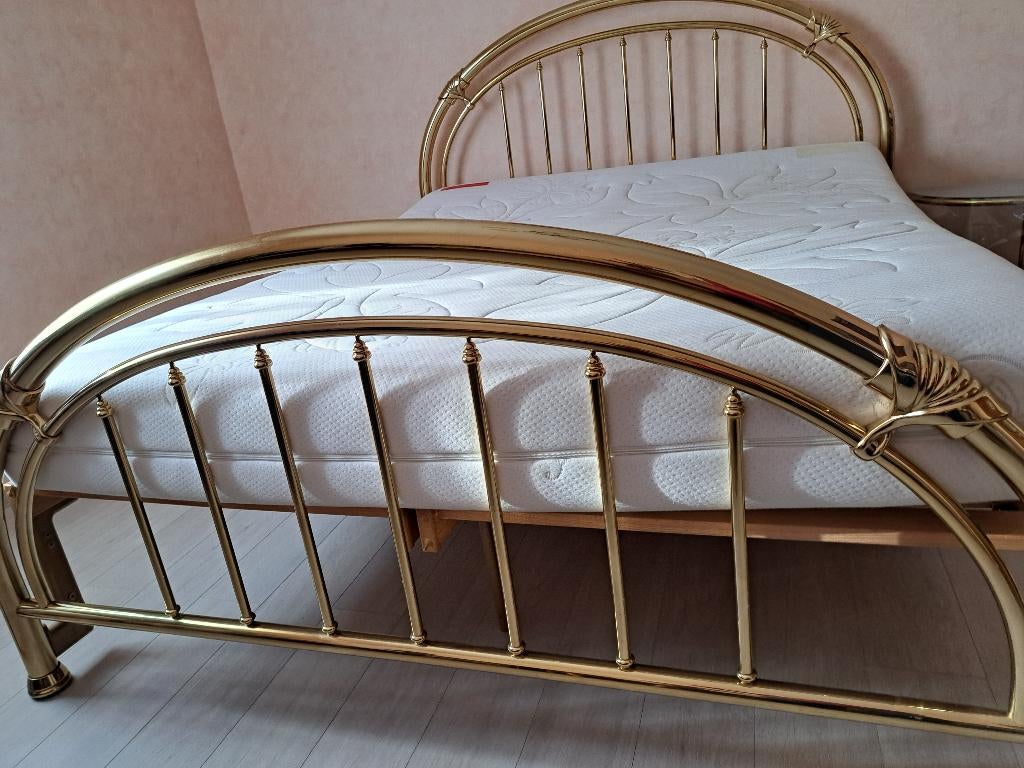 lit en métal doré 160x200, Maison & Meubles, Autres couleurs, Contemporain, Enlèvement, Utilisé