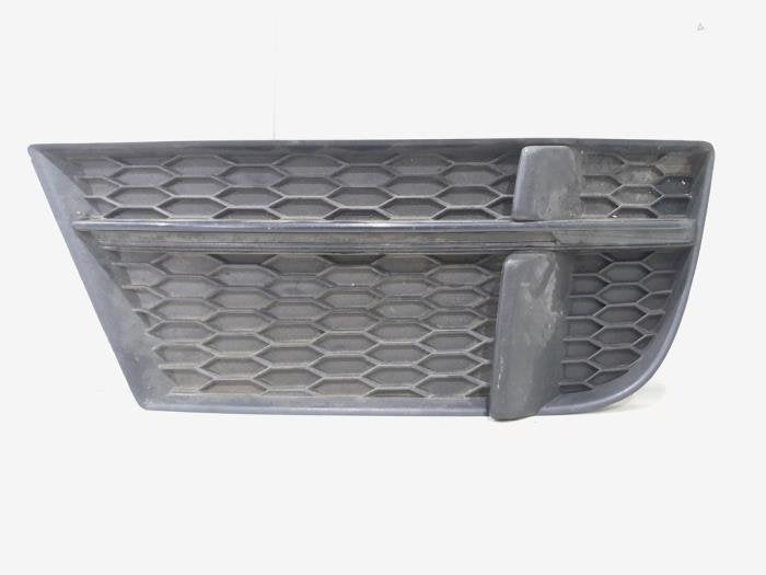 Plaque de protection feu antibrouillard droit d'un Audi SQ5, -, 3 mois de garantie, Audi, Utilisé