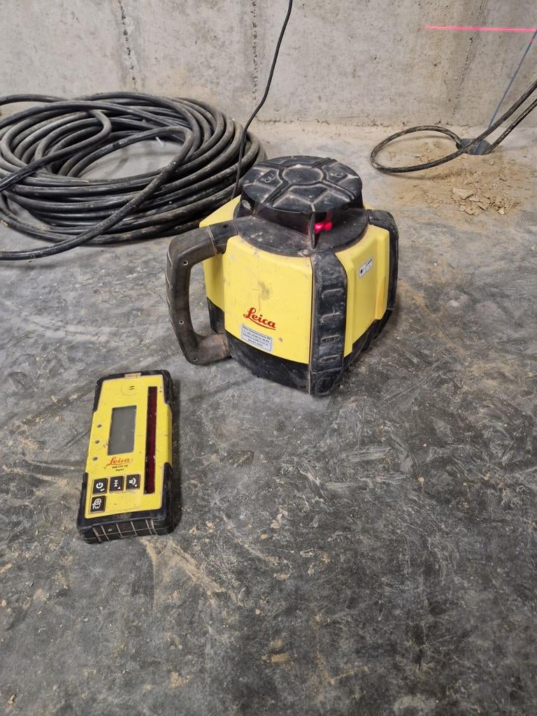 Laser leica rugby 610, Enlèvement