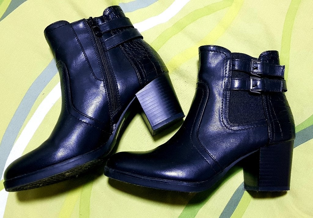 Petite botte courte femme, Enlèvement, Porté, Noir