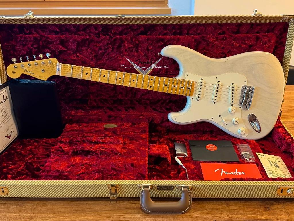 Fender 2019 pour gaucher Custom Shop '55 Stratocaster JRN, Enlèvement ou Envoi, Comme neuf, Solid body, Fender