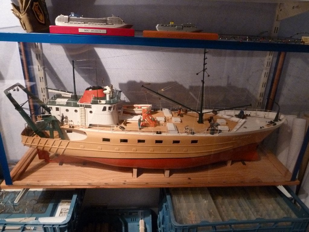 Trawler CC.3957 Concarneau-1/33, Ophalen, Nieuw, Groter dan 1:32, Overige merken