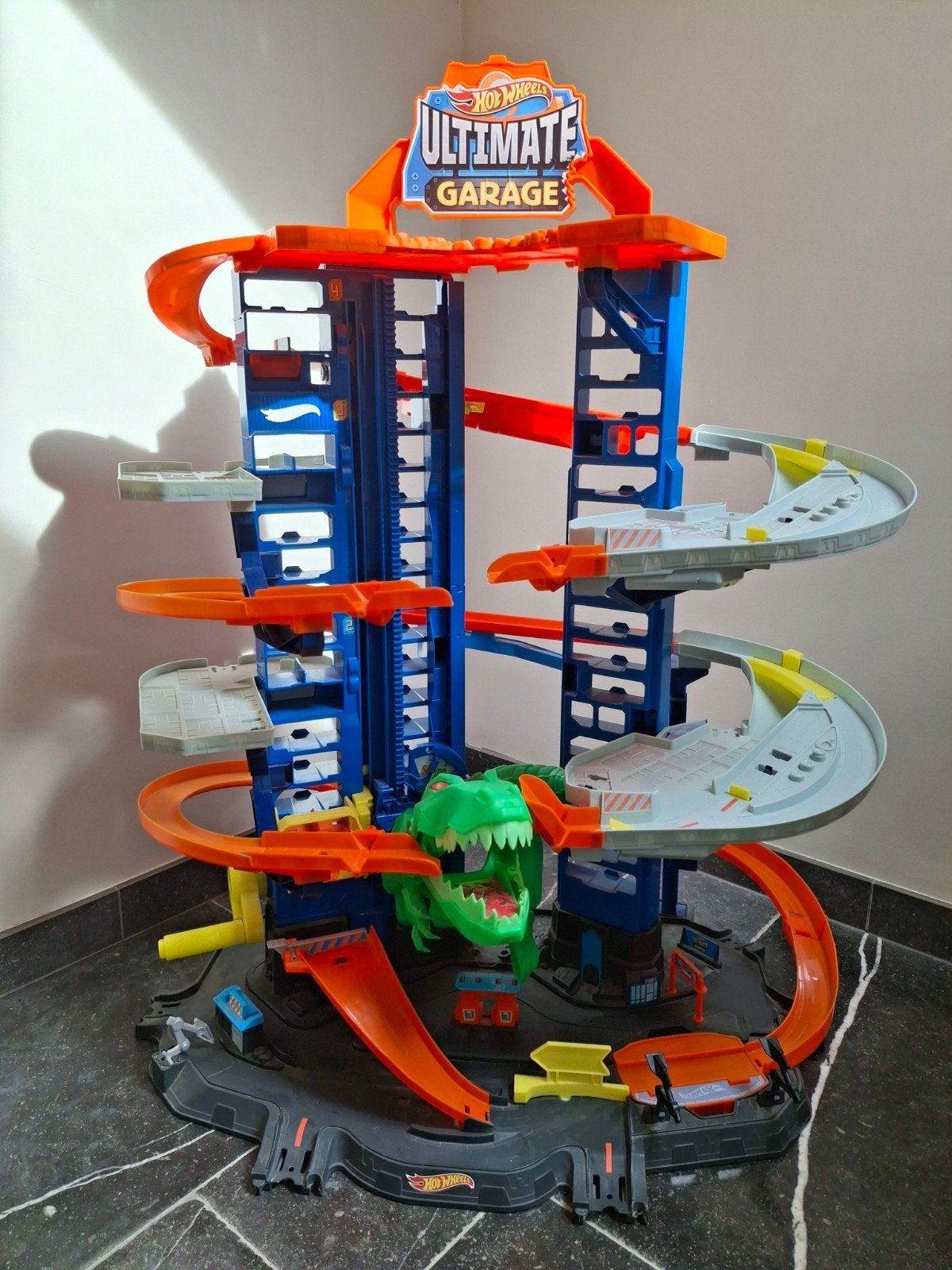 Hot wheels ultimate garage, Kinderen en Baby's, Speelgoed | Racebanen, Ophalen, Zo goed als nieuw, Racebaan, Hot Wheels