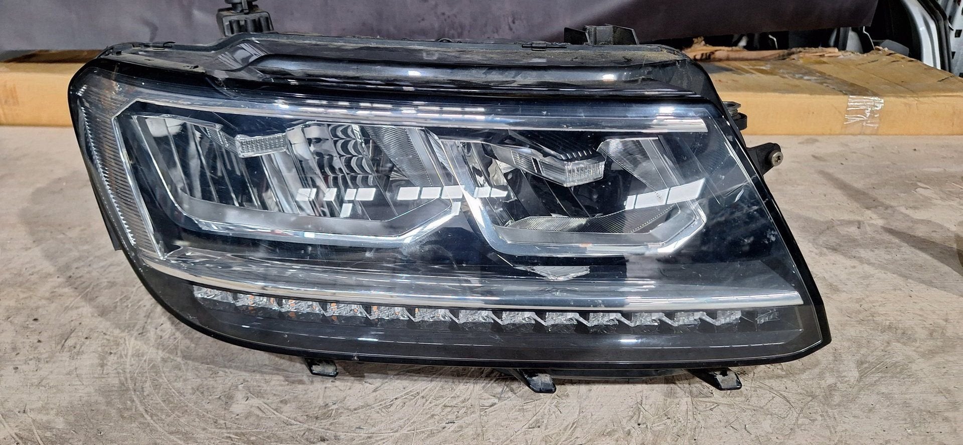 Volkswagen Tiguan koplamp rechts, Autos : Pièces & Accessoires, Volkswagen, -, Utilisé, -
