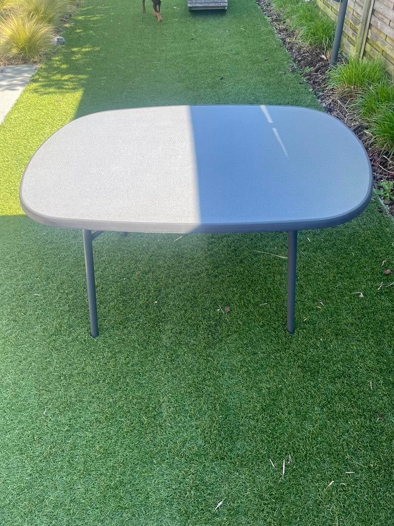 Kampeer tafel, Ophalen, Zo goed als nieuw