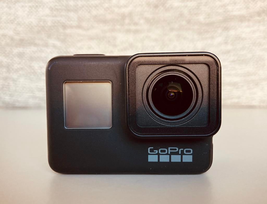 Gopro Hero 7 met 4 Gopro batterijen, Ophalen, Zo goed als nieuw, GoPro