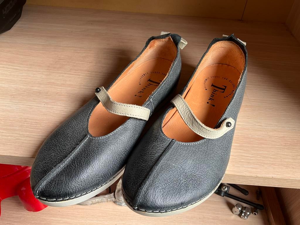 Nieuwe Think schoenen maat 36, Kleding | Dames, Schoenen, Ophalen of Verzenden, Zo goed als nieuw
