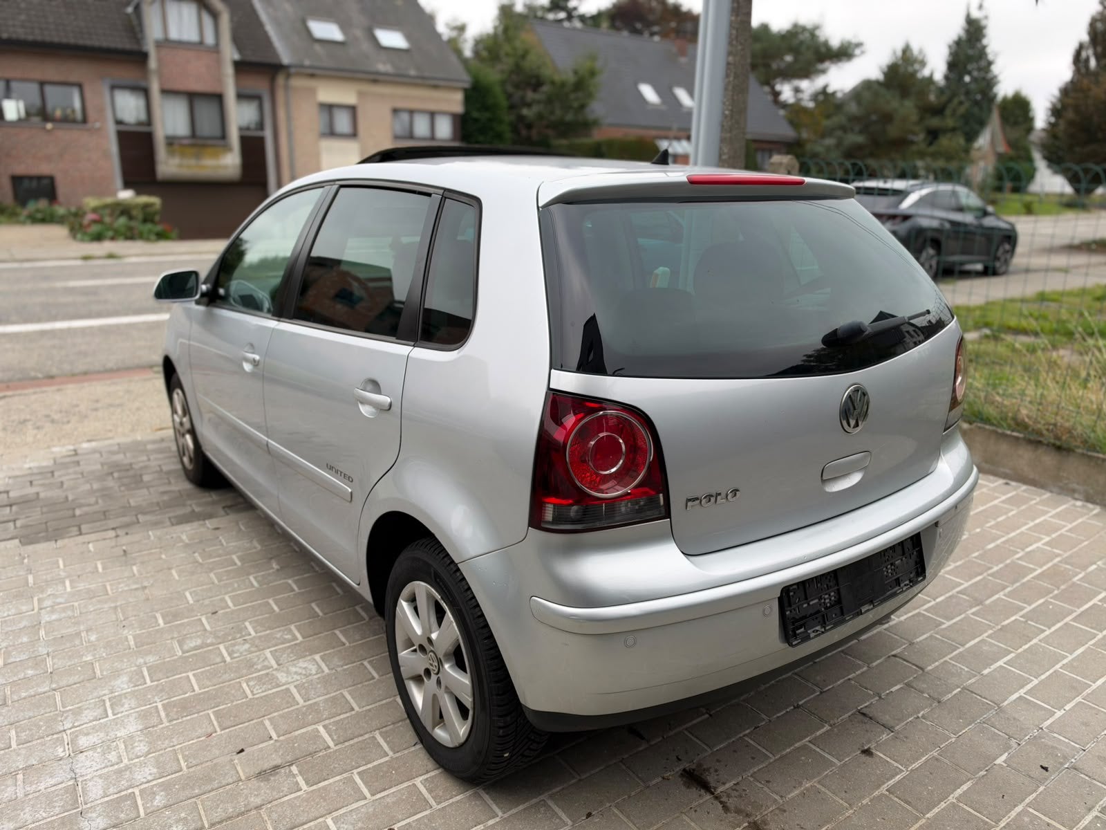 Volkswagen Polo 1.2 Essence–2008–158.000 km–Toit ouvrant, Autos, Achat, Entreprise, Boîte manuelle, Noir