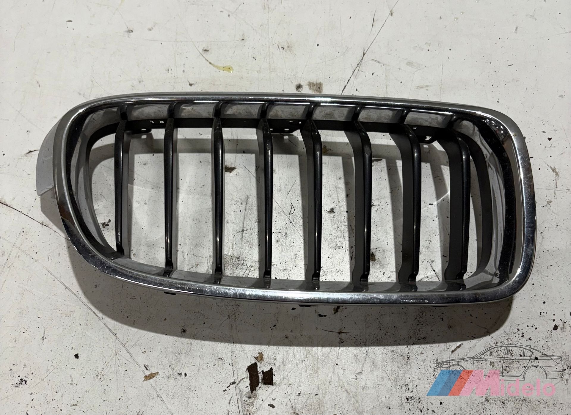 BMW F31 GRILLE RECHTS 51137255412, -, Utilisé, -, Enlèvement ou Envoi
