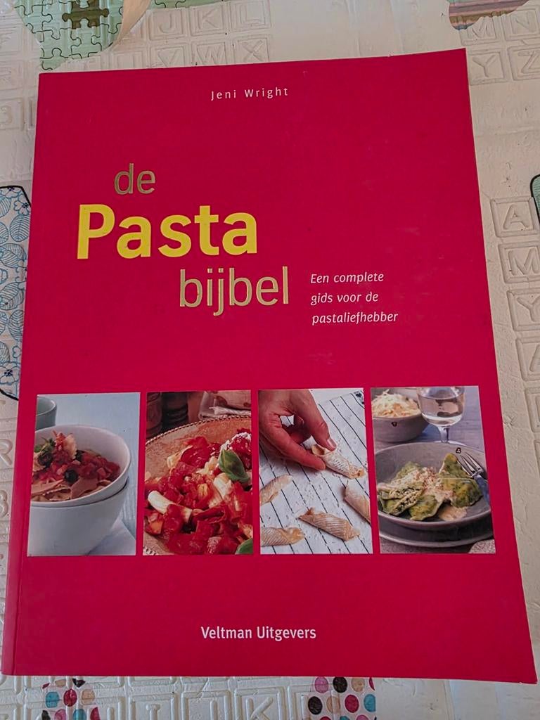 De pasta bijbel, Ophalen