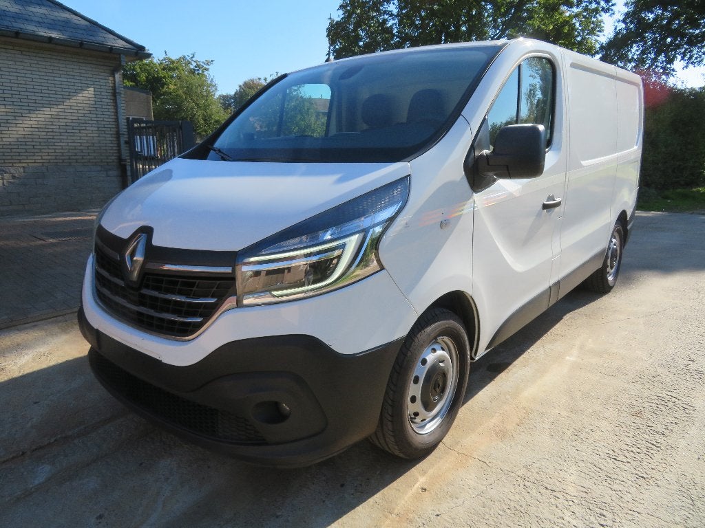 Renault Trafic 2.0dCi - L1H1 - 99.086km - 2021 - €6d, Auto's, Voorwielaandrijving, Dealer onderhouden, Stof, 4 cilinders