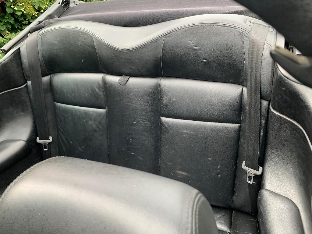 VW Golf Cabrio 2.0, Voorwielaandrijving, Zwart, 4 cilinders, Cabriolet
