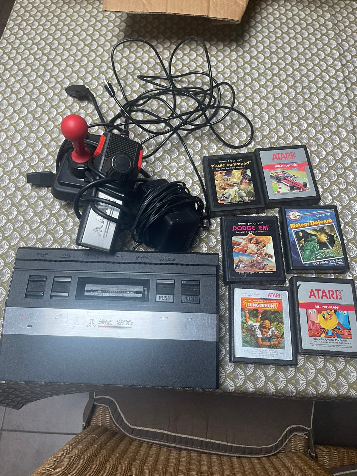 Atari 2600 complete set + 6 spellen, Met 2 controllers, Ophalen of Verzenden, Atari 2600, Gebruikt