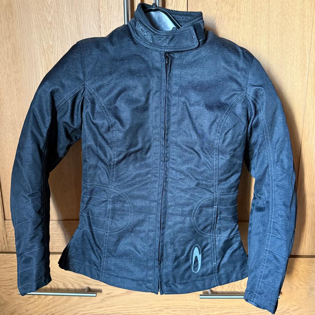 Motorbroek merk Grid en motorvest merk Richa XS, Motoren, Kleding | Motorkleding, Ophalen, Kinderen