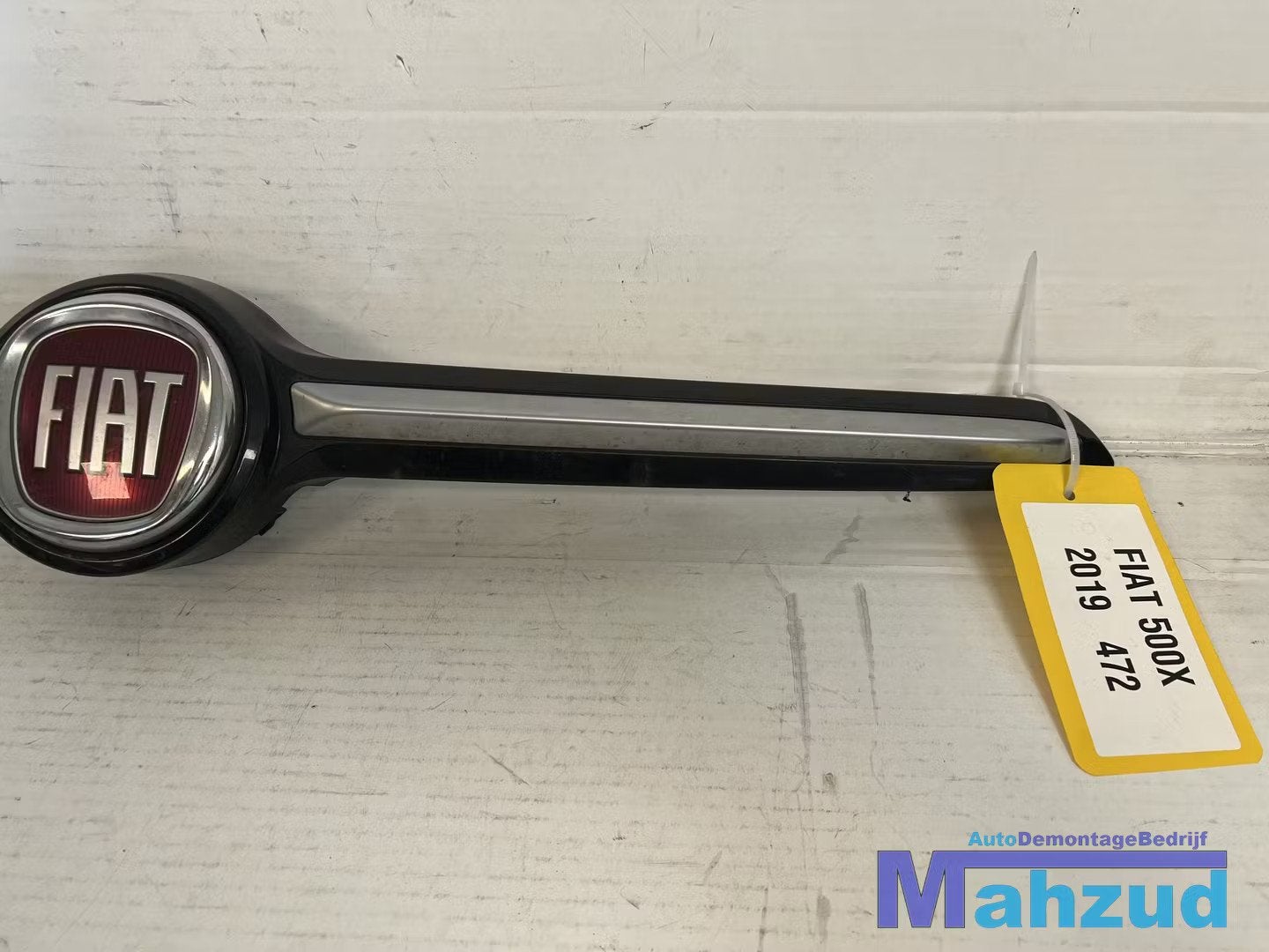 FIAT 500X voorbumper logo 2014+, Autos : Pièces & Accessoires, Stellantis Europe S.p.A., Info@stellantis.com, Utilisé, Corso Giovanni Agnelli 200
10135  Turin, IT