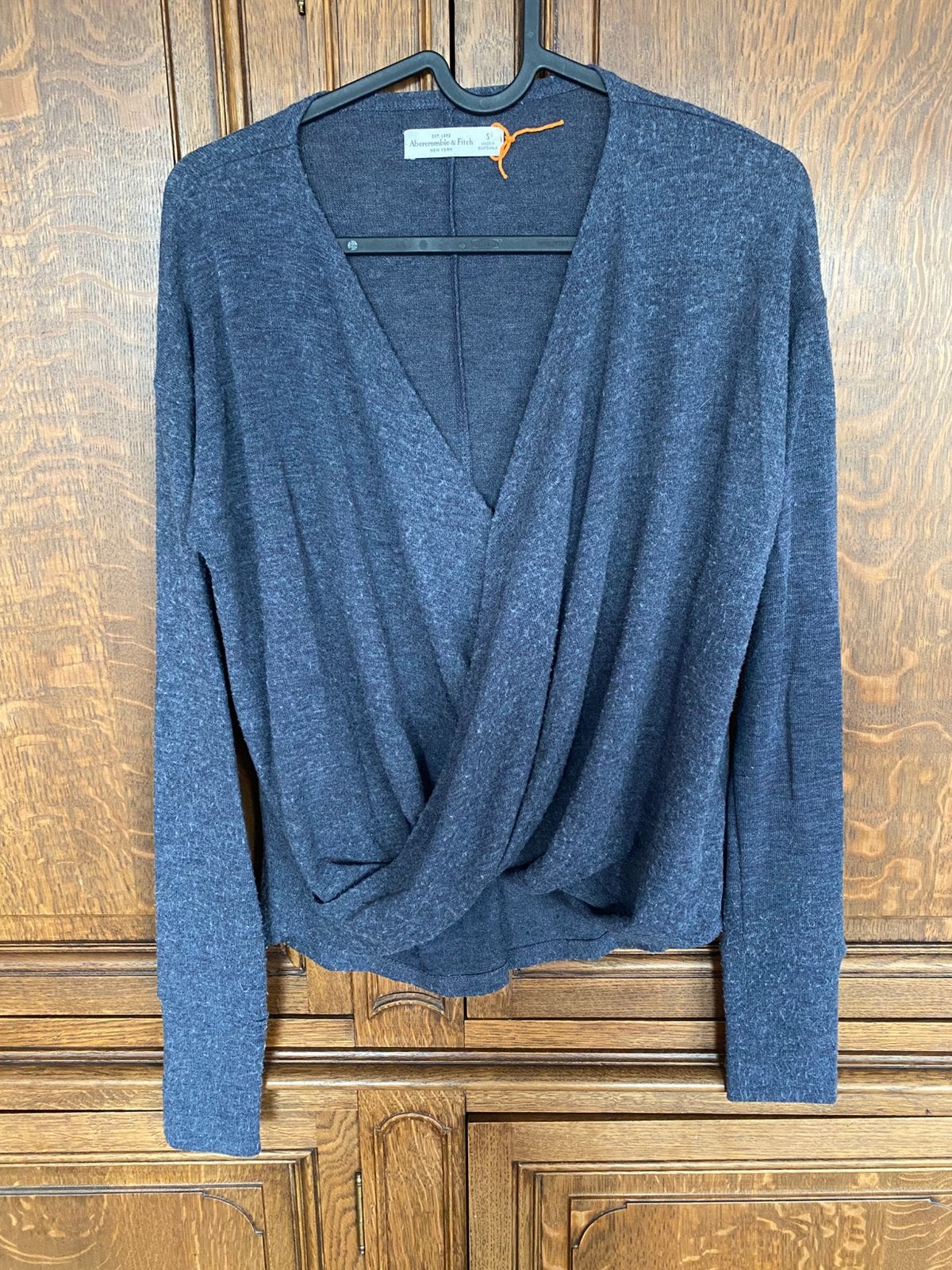 Pull cache-cœur gris Abercrombie, Enlèvement ou Envoi, Porté, Taille 36 (S), Gris