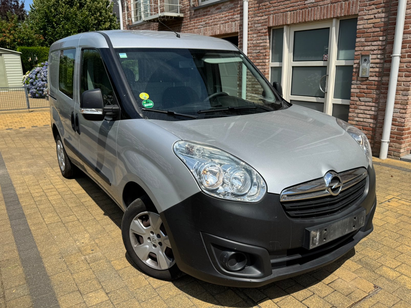 Opel Combo D-VAN 1.2 cdti lichte vracht//Netjes, Auto's, Bestelwagens en Lichte vracht, Euro 5, Stof, Particulier, Zilver of Grijs