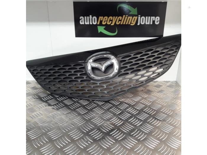 Grille van een Mazda 5, Gebruikt, -, -, Mazda