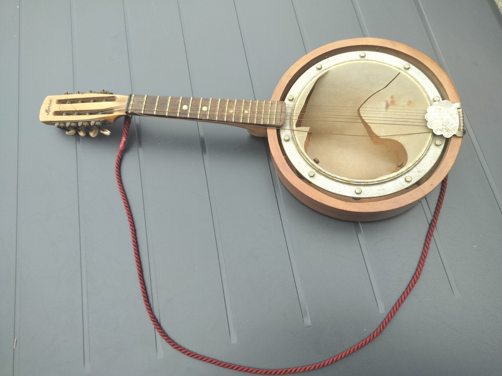 Banjo jaren 60 Marius, Ophalen