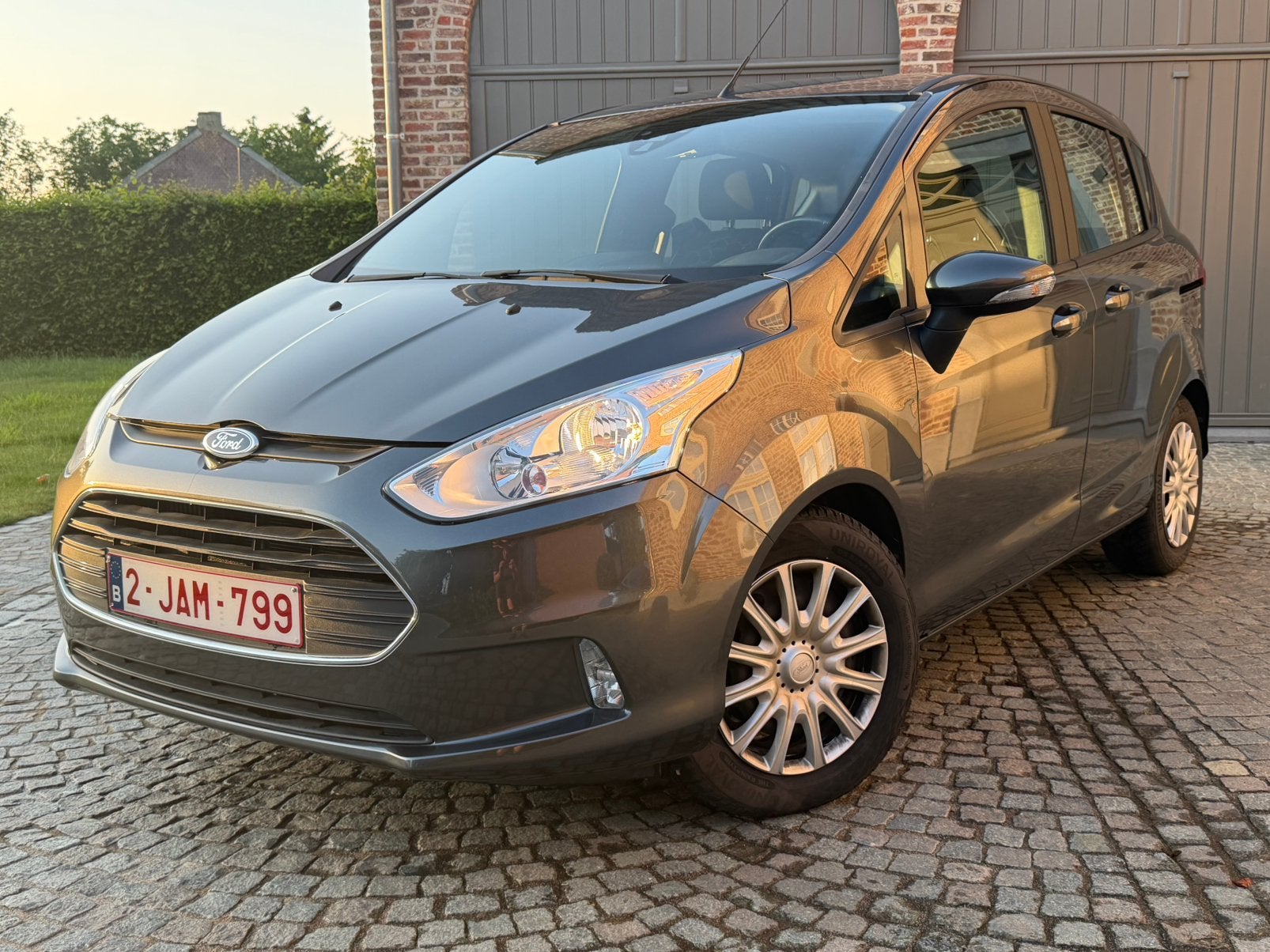 FORD B-MAX 74kw 32000 km, Auto's, Voorwielaandrijving, Bruin, 5 deurs, Particulier
