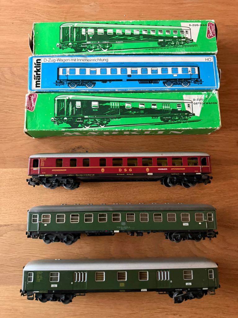 3 Märklin personenwagens 4052-4026-4024, Hobby en Vrije tijd, Ophalen of Verzenden, Zo goed als nieuw, Wagon, Märklin