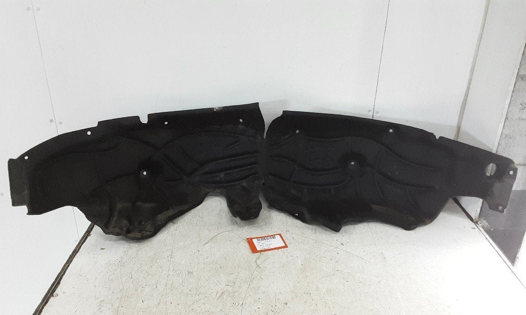 BINNENSPATSCHERM RECHTS ACHTER BMW 1 serie (F40) (01-2019/-), Gebruikt, Achter, BMW, Spatbord