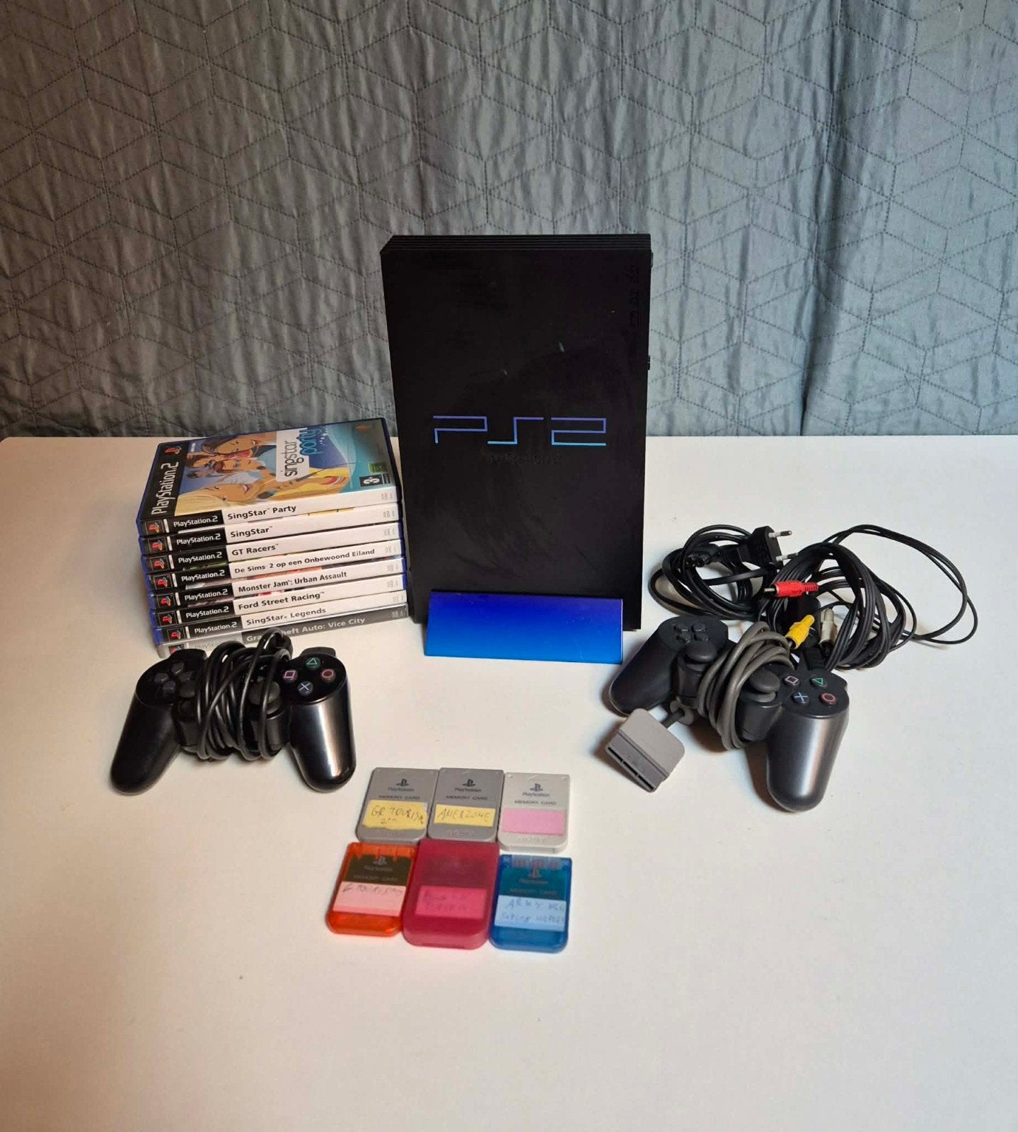 ps2 met 8 spellen en 6 memery cards, Ophalen of Verzenden