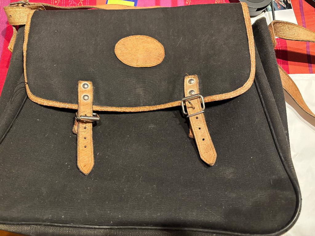 Grand sac gibecière, Enlèvement ou Envoi, Moins de 40 cm, Moins de 35 cm, Moins de 20 cm